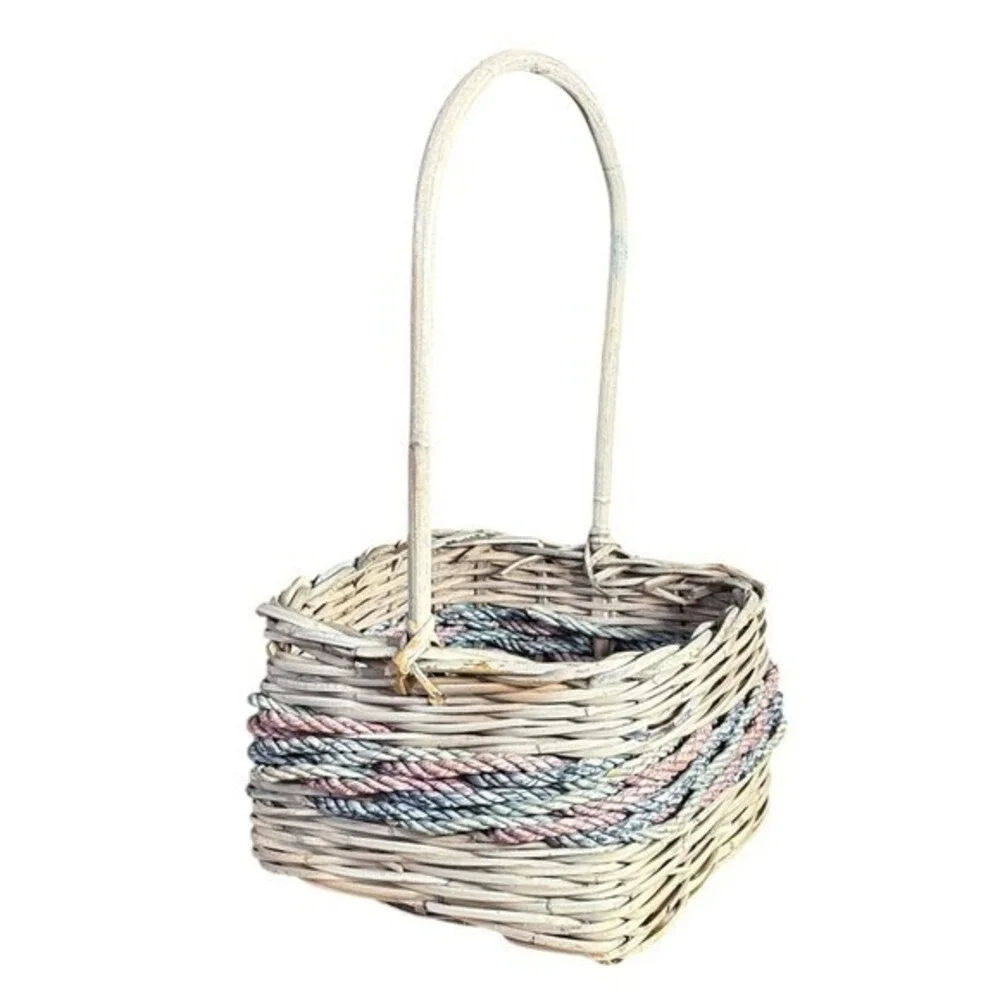 Vintage White Wicker Basket Square Shaped w/Colored Braid Easter 90s‎ 17.5